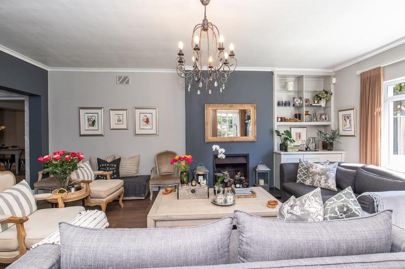 4 Bedroom Property for Sale in Constantia Western Cape
